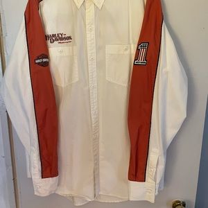 Men’s size large Harley Davidson button up shirt